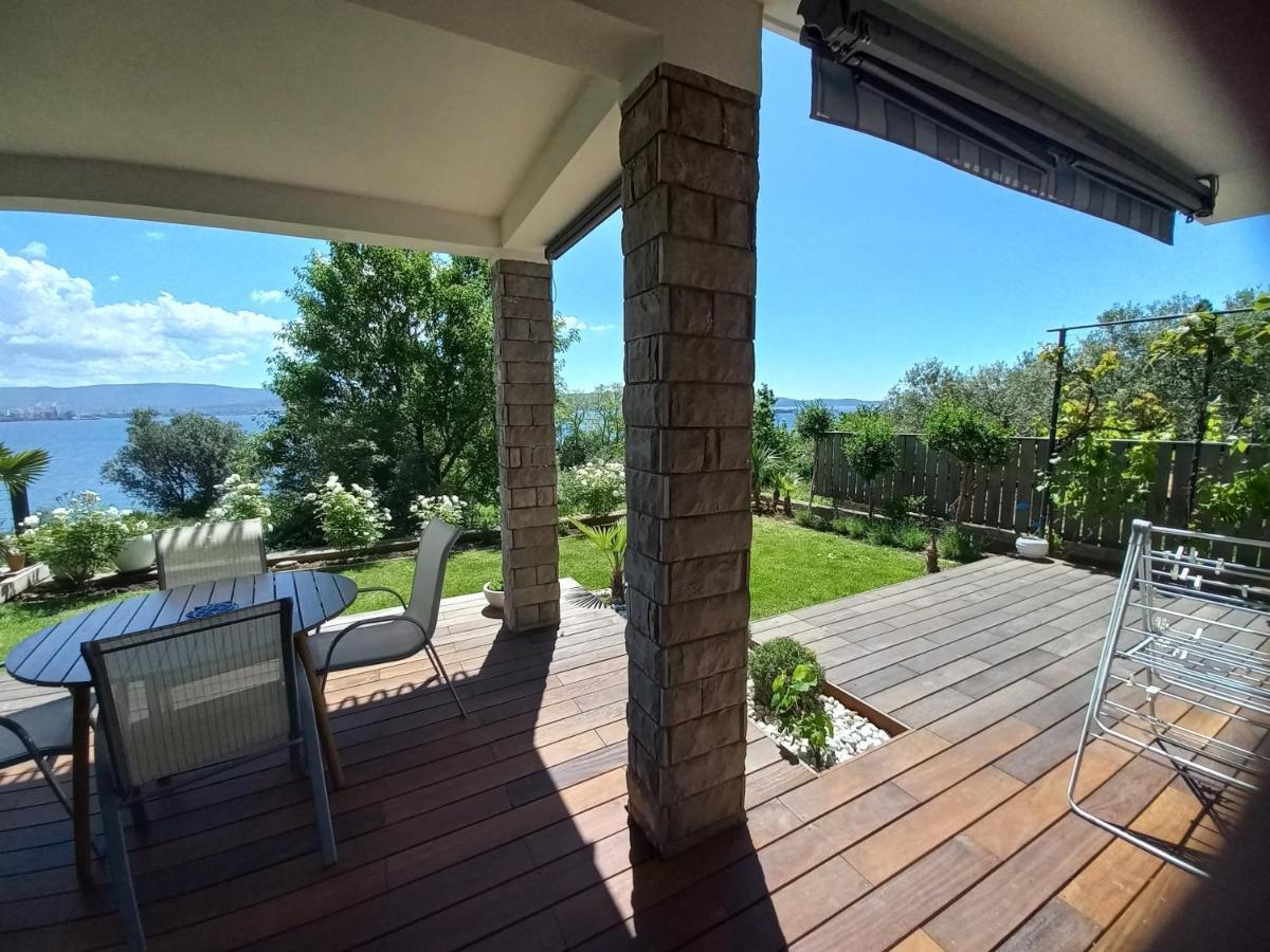 Sea View Apartments Debeli Rtic Ancarano Esterno foto