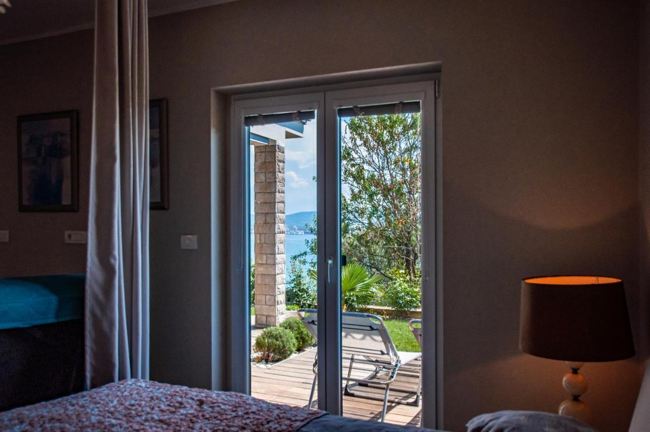 Sea View Apartments Debeli Rtic Ancarano Esterno foto