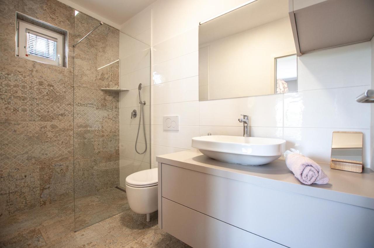 Sea View Apartments Debeli Rtic Ancarano Esterno foto